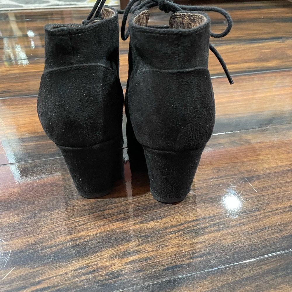 Booties - Picture 3 of 5
